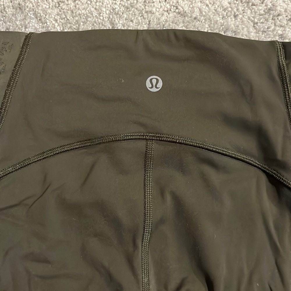 Lululemon army green leggings